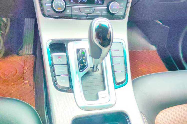 Used Geely Auto Emgrand GL 2018 1.4T DCT Prestige Smart Connectivity Version Gear Lever