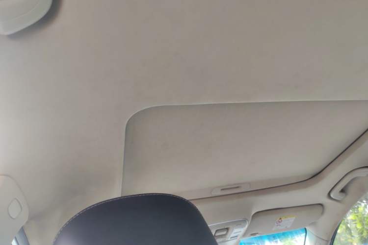 Used Geely Auto Emgrand GL 2018 1.8L DCT Elite Smart Connectivity Version Headliner