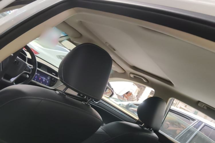 Used Geely Auto Emgrand GL 2018 1.8L DCT Elite Smart Connectivity Version Headliner