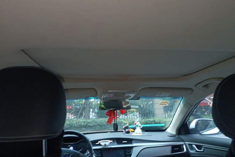 Used Geely Auto Emgrand GL 2018 1.8L DCT Elite Smart Connectivity Version Headliner