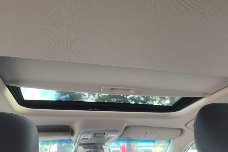 Used Geely Auto Emgrand GL 2018 1.4T DCT Elite Smart Connectivity Version Headliner