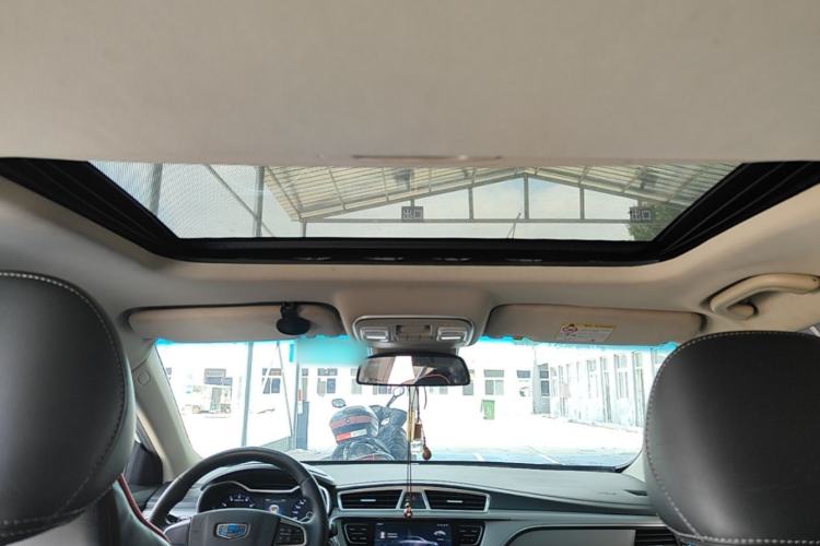 Used Geely Auto Emgrand GL 2018 1.8L Manual Elite Smart Connectivity Version Headliner