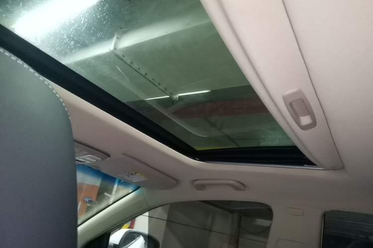 Used Geely Auto Emgrand GL 2018 1.4T DCT Elite Smart Connectivity Version Headliner