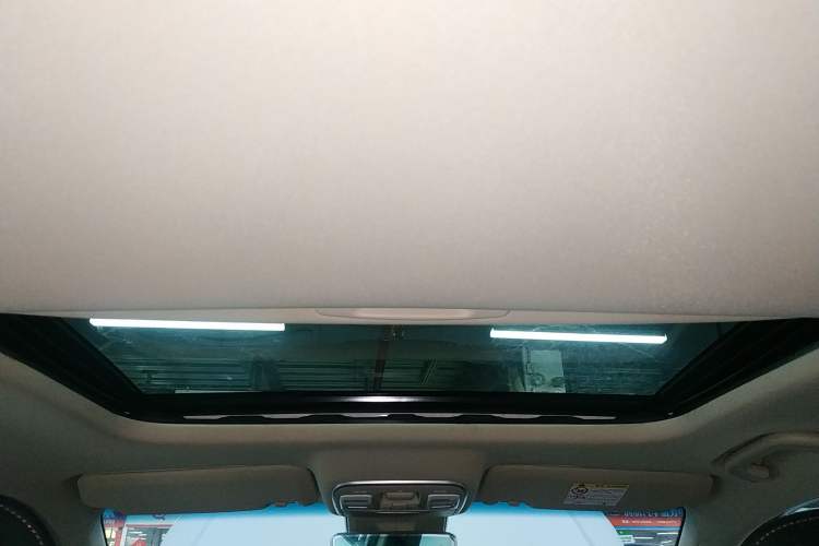 Used Geely Auto Emgrand GL 2018 1.4T DCT Prestige Smart Connectivity Version Headliner