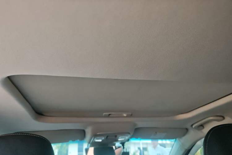 Used Geely Auto Emgrand GL 2018 1.4T DCT Prestige Smart Connectivity Version Headliner