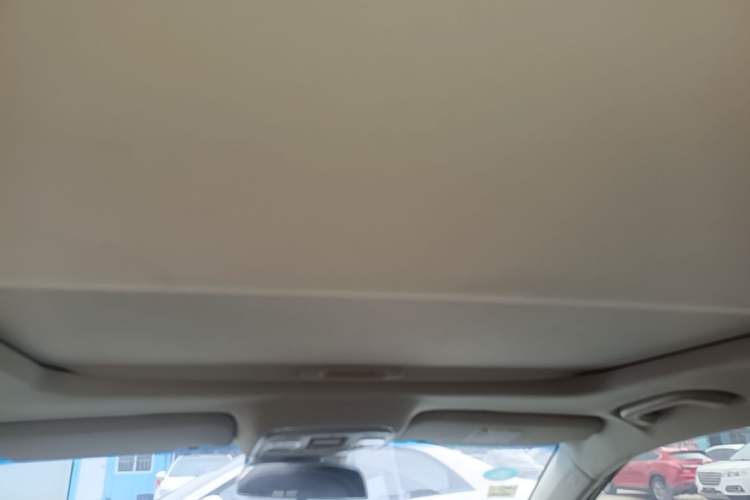 Used Geely Auto Emgrand GL 2018 1.4T Manual Elite Smart Connectivity Version Headliner