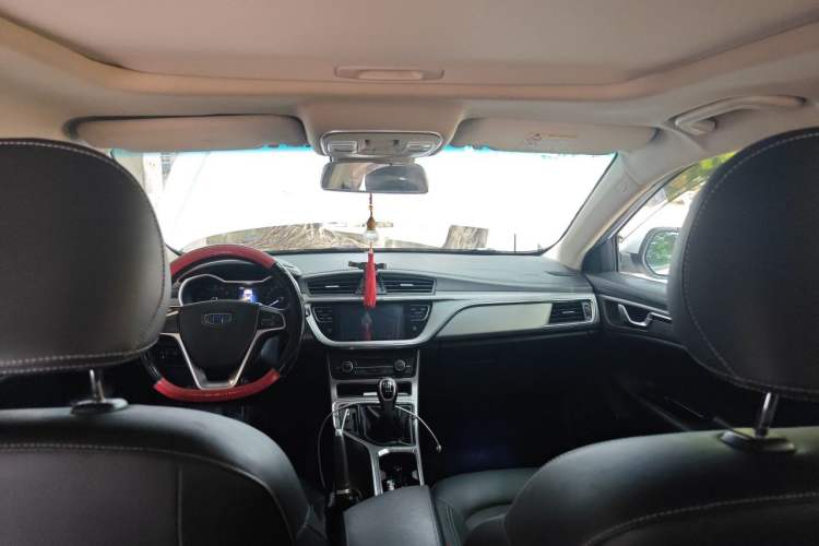 Used Geely Auto Emgrand GL 2018 1.8L Manual Entry-Level Model Headliner
