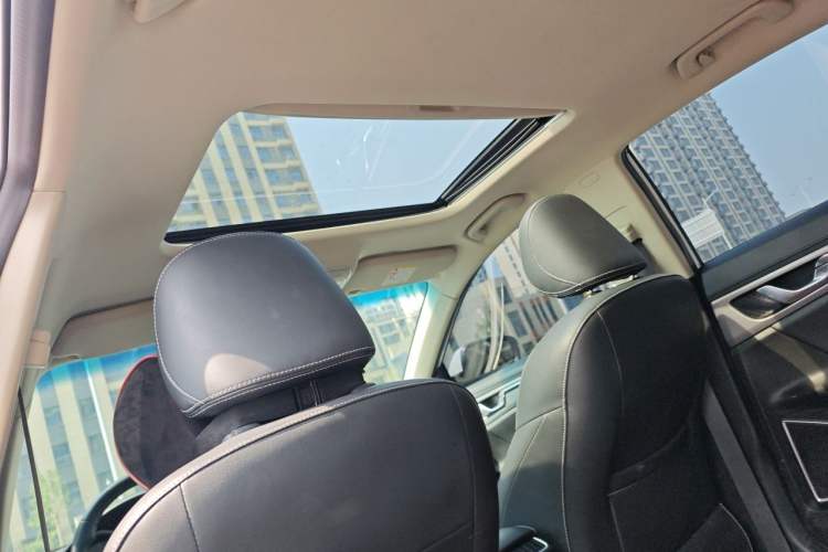 Used Geely Auto Emgrand GL 2018 1.4T DCT Elite Smart Connectivity Version Headliner