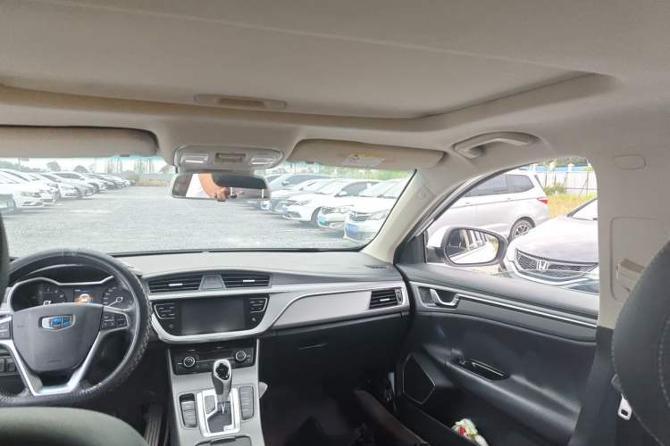 Used Geely Auto Emgrand GL 2018 1.8L DCT Elite Smart Connectivity Version Headliner