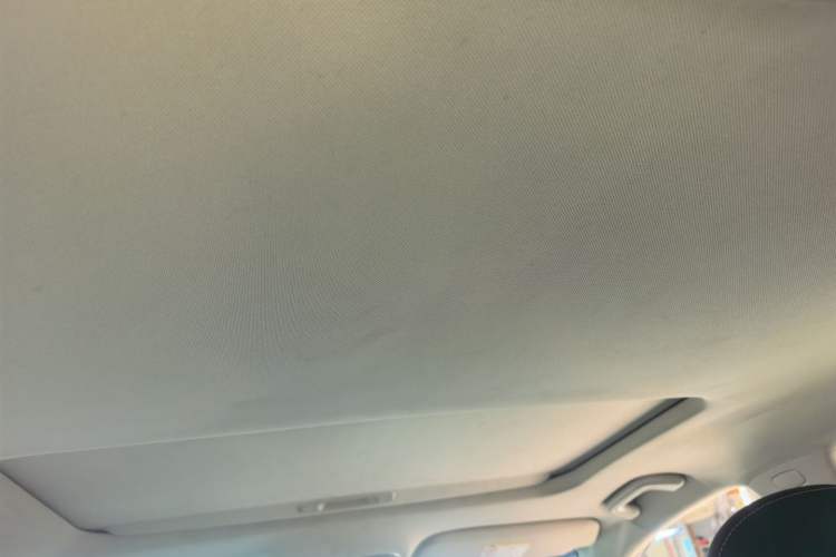 Used Geely Auto Emgrand GL 2018 1.4T Manual Elite Smart Connectivity Version Headliner