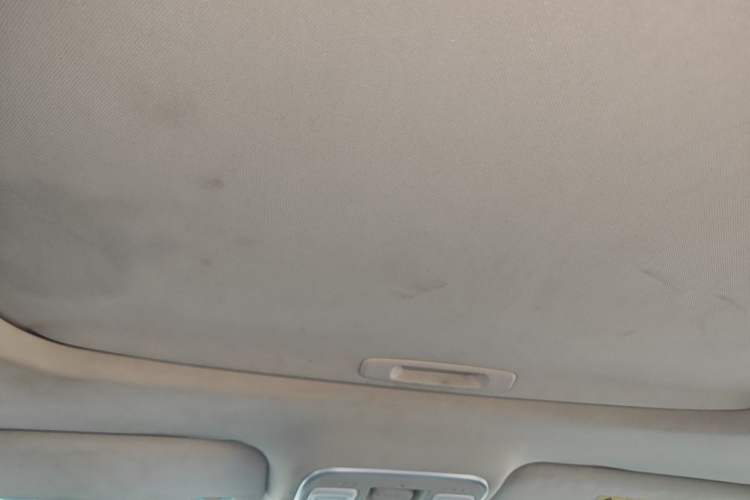 Used Geely Auto Emgrand GL 2018 1.8L Manual Elite Smart Connectivity Version Headliner
