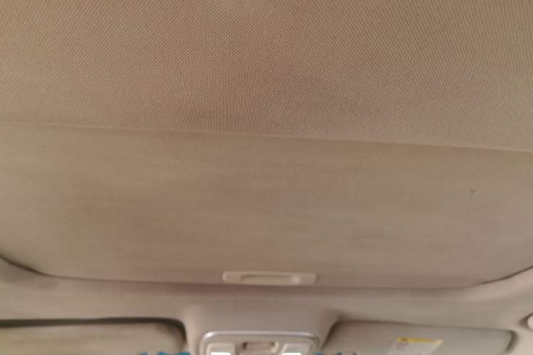 Used Geely Auto Emgrand GL 2018 1.8L Manual Elite Smart Connectivity Version Headliner