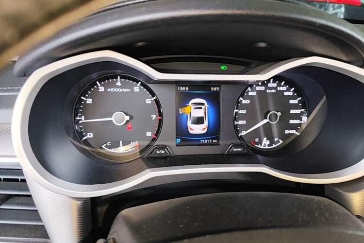 Used Geely Auto Emgrand GL 2018 1.4T DCT Elite Smart Connectivity Version Instrument Cluster