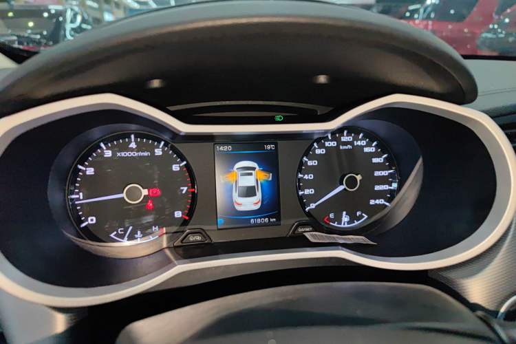 Used Geely Auto Emgrand GL 2018 1.8L DCT Elite Smart Connectivity Version Instrument Cluster