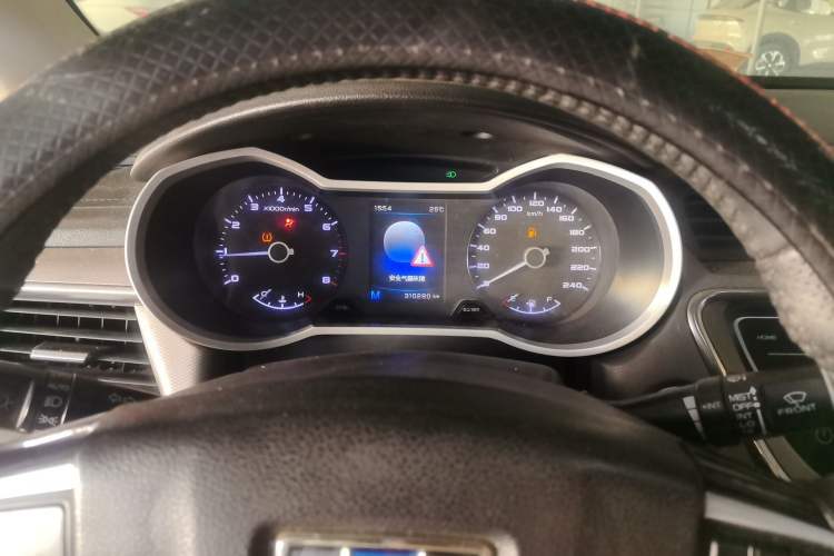 Used Geely Auto Emgrand GL 2018 1.8L Manual Elite Smart Connectivity Version Instrument Cluster