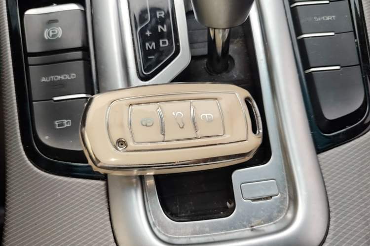 Used Geely Auto Emgrand GL 2018 1.4T DCT Elite Smart Connectivity Version Interior 1