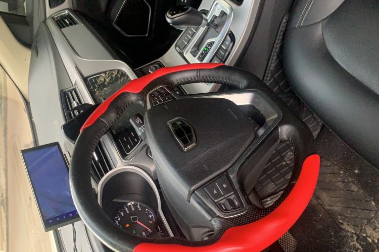 Used Geely Auto Emgrand GL 2018 1.8L DCT Elite Smart Connectivity Version Interior 1