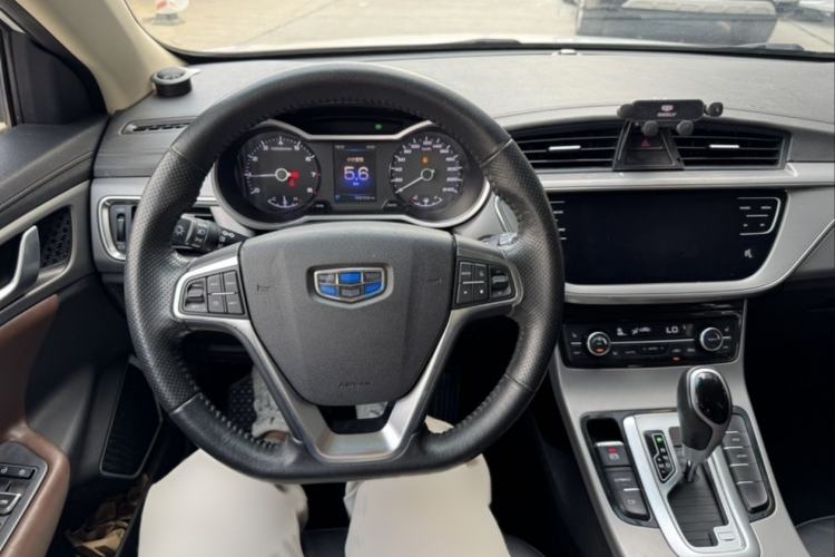 Used Geely Auto Emgrand GL 2018 1.4T DCT Prestige Smart Connectivity Version Interior 2