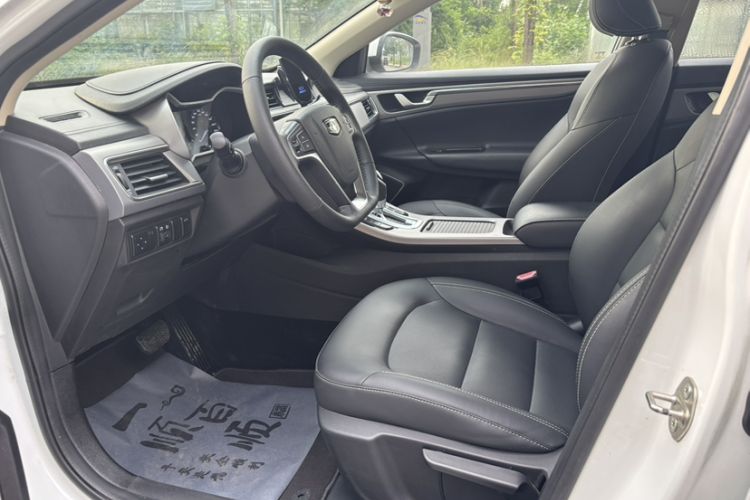 Used Geely Auto Emgrand GL 2018 1.4T DCT Elite Smart Connectivity Version Interior 2