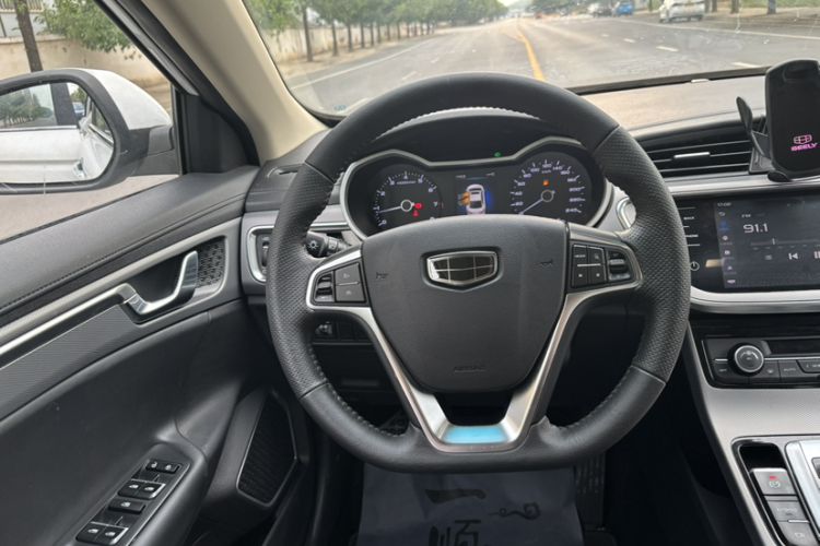 Used Geely Auto Emgrand GL 2018 1.4T DCT Elite Smart Connectivity Version Interior 3