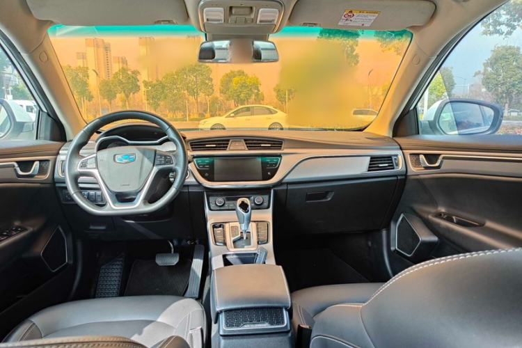 Used Geely Auto Emgrand GL 2018 1.4T DCT Elite Smart Connectivity Version Interior 5