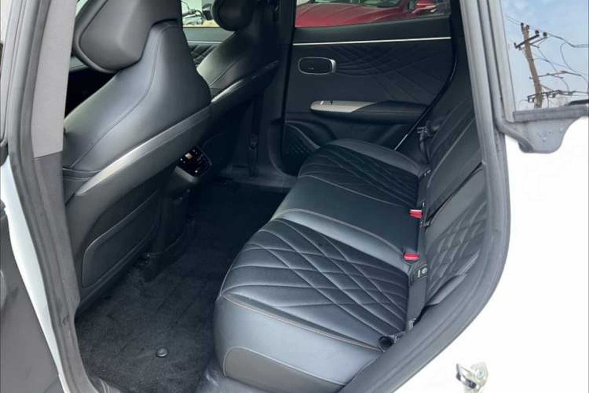Used Geely Auto Emgrand GL 2018 1.4T DCT Prestige Smart Connectivity Version Interior 6