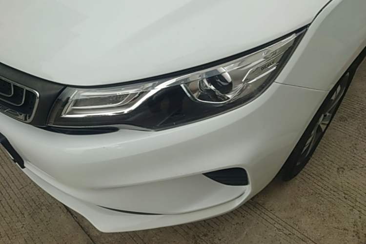 Used Geely Auto Emgrand GL 2018 1.8L DCT Elite Smart Connectivity Version Left Front Headlight