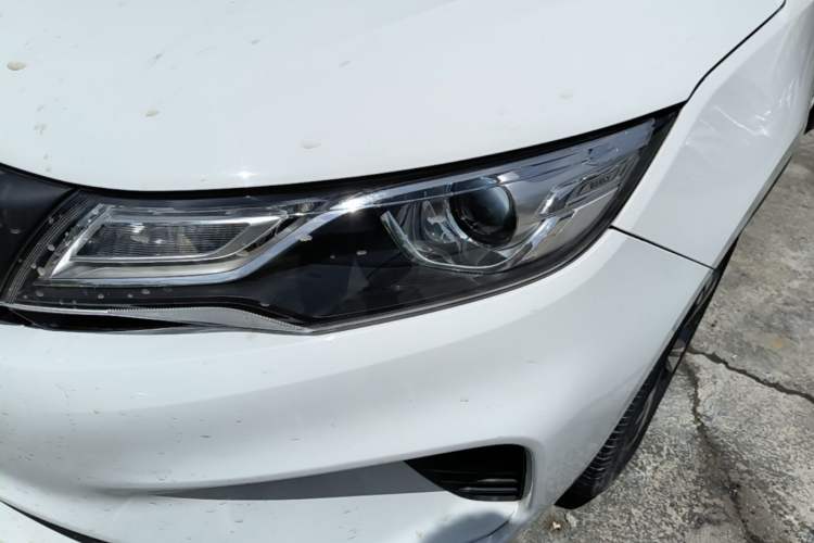 Used Geely Auto Emgrand GL 2018 1.8L DCT Elite Smart Connectivity Version Left Front Headlight