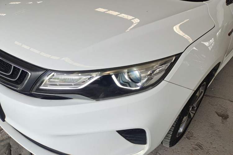 Used Geely Auto Emgrand GL 2018 1.4T DCT Elite Smart Connectivity Version Left Front Headlight