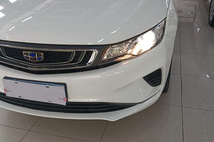 Used Geely Auto Emgrand GL 2018 1.8L DCT Elite Smart Connectivity Version Left Front Headlight
