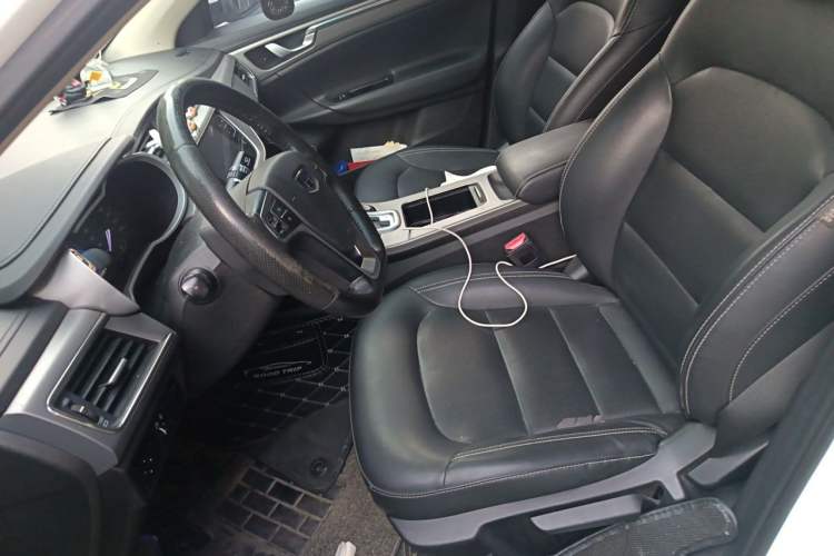 Used Geely Auto Emgrand GL 2018 1.8L DCT Elite Smart Connectivity Version Left Front Seat