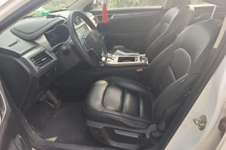 Used Geely Auto Emgrand GL 2018 1.8L DCT Elite Smart Connectivity Version Left Front Seat