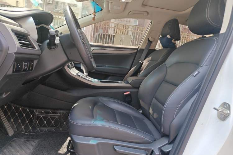 Used Geely Auto Emgrand GL 2018 1.4T DCT Elite Smart Connectivity Version Left Front Seat
