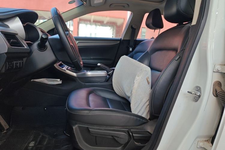 Used Geely Auto Emgrand GL 2018 1.8L Manual Elite Smart Connectivity Version Left Front Seat