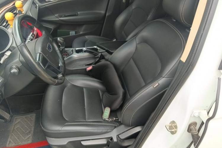 Used Geely Auto Emgrand GL 2018 1.4T Manual Elite Smart Connectivity Version Left Front Seat