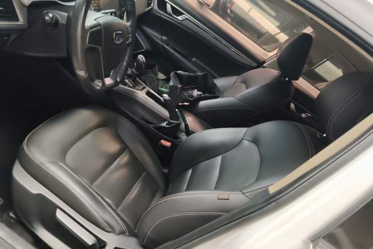 Used Geely Auto Emgrand GL 2018 1.4T Manual Elite Smart Connectivity Version Left Front Seat