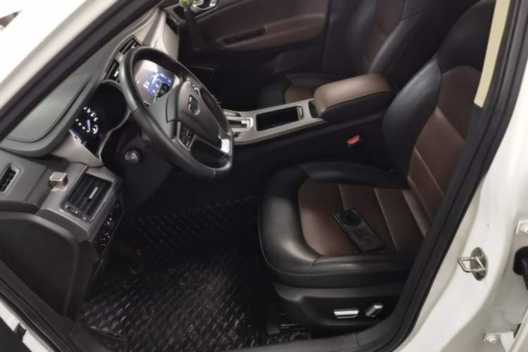 Used Geely Auto Emgrand GL 2018 1.4T DCT Prestige Smart Connectivity Version Left Front Seat