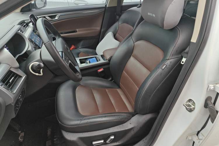 Used Geely Auto Emgrand GL 2018 1.4T DCT Prestige Smart Connectivity Version Left Front Seat