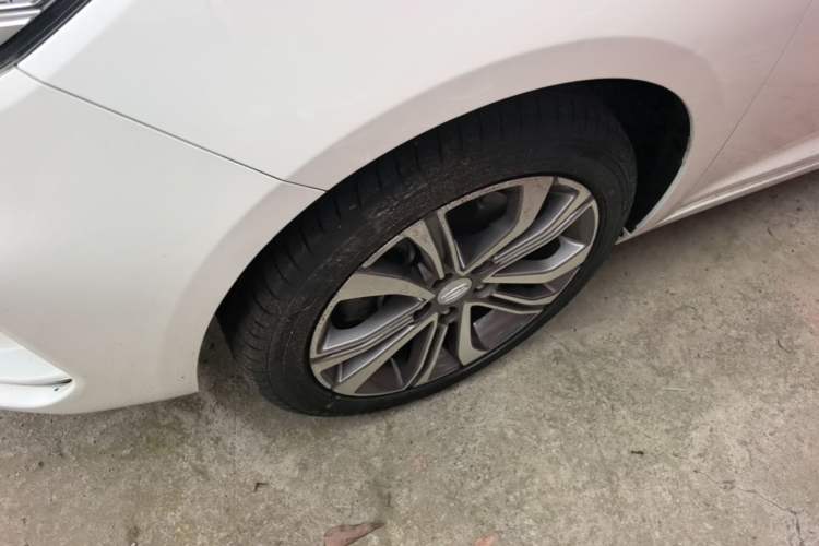 Used Geely Auto Emgrand GL 2018 1.4T DCT Prestige Smart Connectivity Version Left Front Wheel Hub
