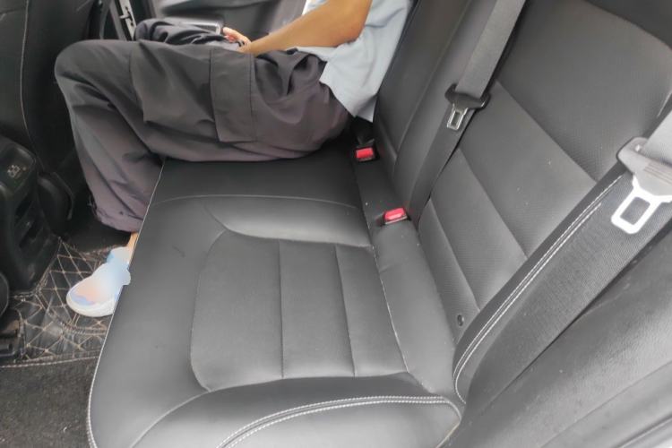 Used Geely Auto Emgrand GL 2018 1.8L DCT Elite Smart Connectivity Version Left Rear Seat