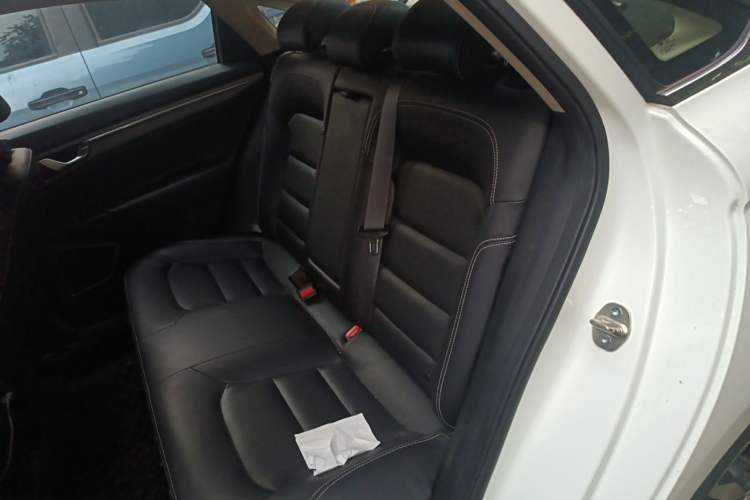 Used Geely Auto Emgrand GL 2018 1.8L DCT Elite Smart Connectivity Version Left Rear Seat