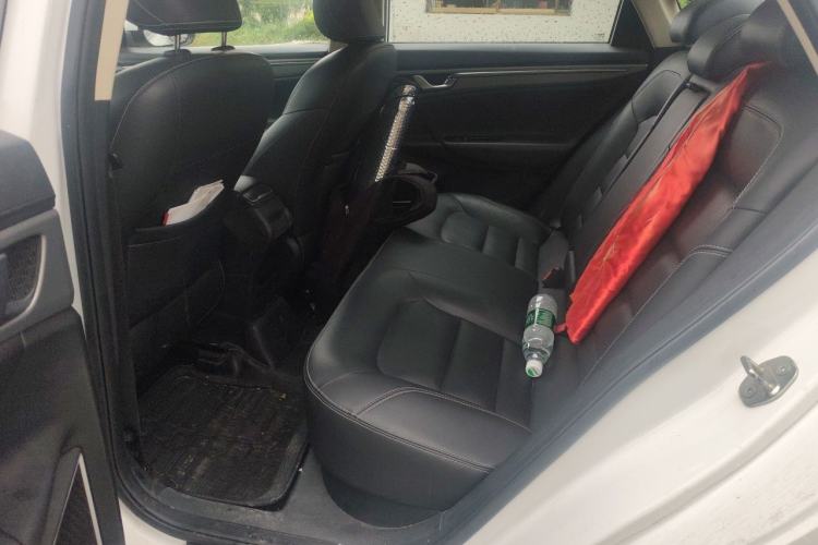 Used Geely Auto Emgrand GL 2018 1.8L Manual Elite Smart Connectivity Version Left Rear Seat