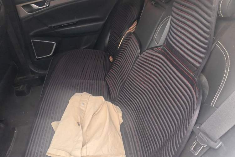 Used Geely Auto Emgrand GL 2018 1.8L Manual Elite Smart Connectivity Version Left Rear Seat