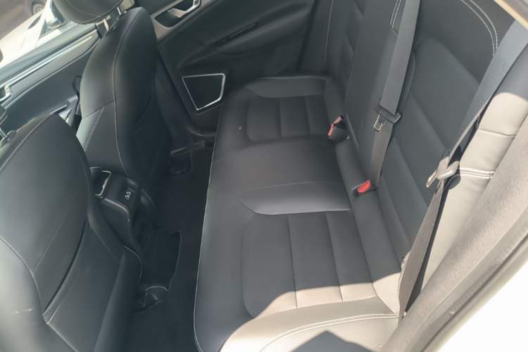 Used Geely Auto Emgrand GL 2018 1.8L DCT Elite Smart Connectivity Version Left Rear Seat