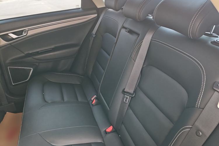 Used Geely Auto Emgrand GL 2018 1.8L Manual Elite Smart Connectivity Version Left Rear Seat