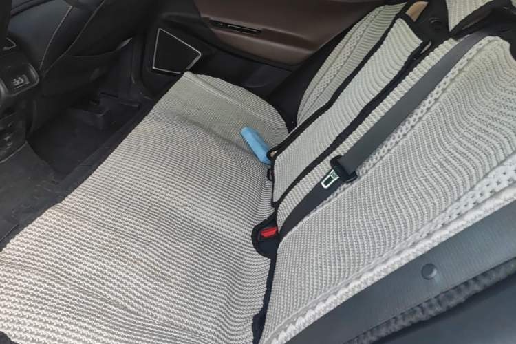 Used Geely Auto Emgrand GL 2018 1.4T DCT Prestige Smart Connectivity Version Left Rear Seat