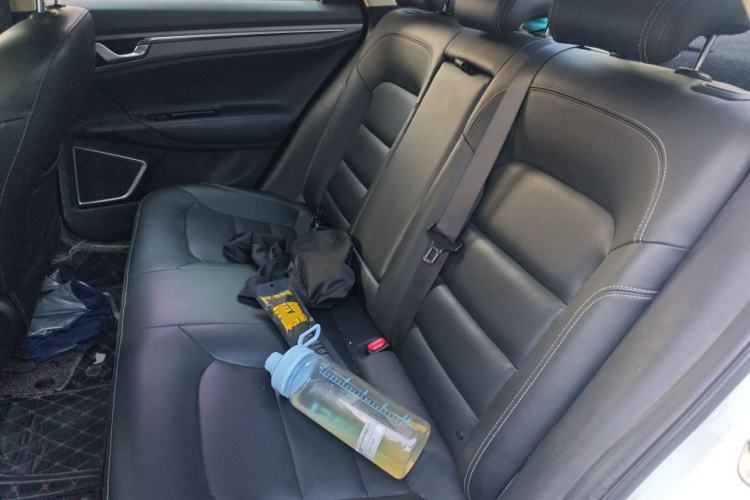 Used Geely Auto Emgrand GL 2018 1.8L DCT Elite Smart Connectivity Version Left Rear Seat
