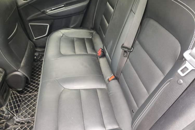 Used Geely Auto Emgrand GL 2018 1.4T Manual Elite Smart Connectivity Version Left Rear Seat