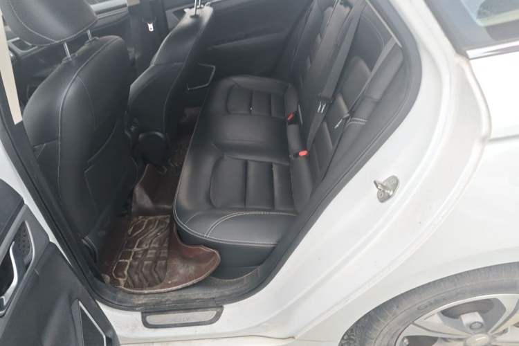 Used Geely Auto Emgrand GL 2018 1.8L DCT Elite Smart Connectivity Version Left Rear Seat
