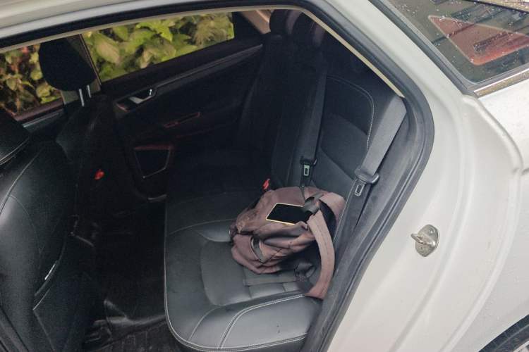 Used Geely Auto Emgrand GL 2018 1.4T DCT Elite Smart Connectivity Version Left Rear Seat